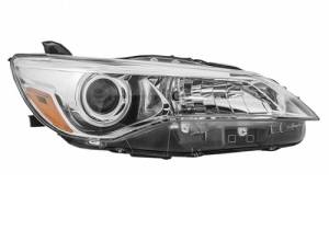2015 2016 2017 Camry SE / XSE Front Headlight -Right Passenger 15, 16, 17 Toyota Camry