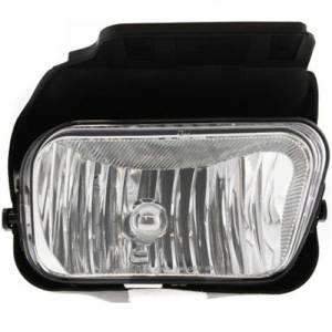 2002-2006 Avalanche Fog Light Driving Lamp -Right Passenger 02, 03, 04, 05, 06 Chevy Avalanche New Front Bumper Mounted Driving Lamp Lens Cover for your Chevy Avalanche -Replaces Dealer OEM Number 15190983