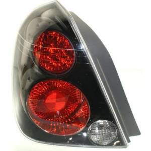 2005, 2006 Nissan Altima SE-R Tail Light Assembly New Replacement Rear Brake Lamp Driver Side Stop Lens Cover With Black Trim 05, 06 Nissan Altima SE-R -Replaces Dealer OEM 26555-ZB725